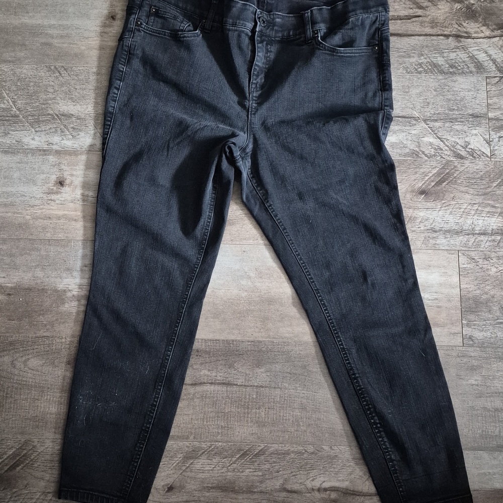 Torrid Bomshell Jeans.